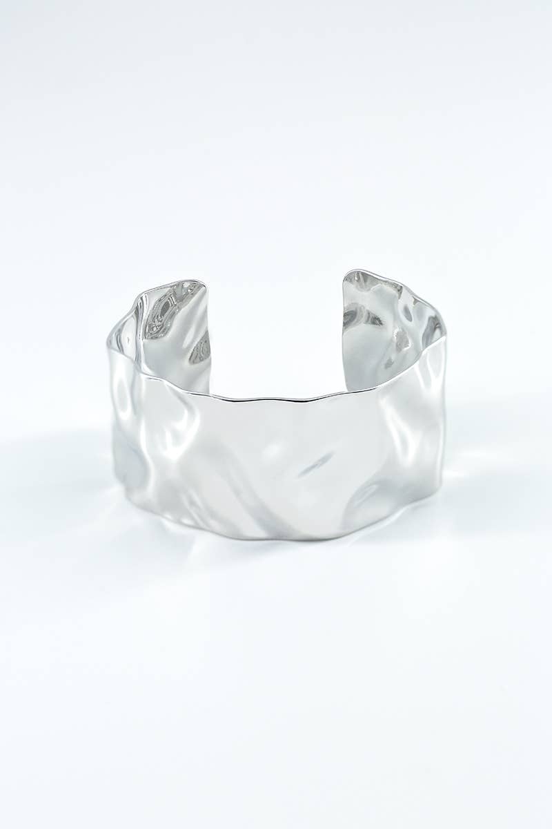 Bulky bracelet cuff