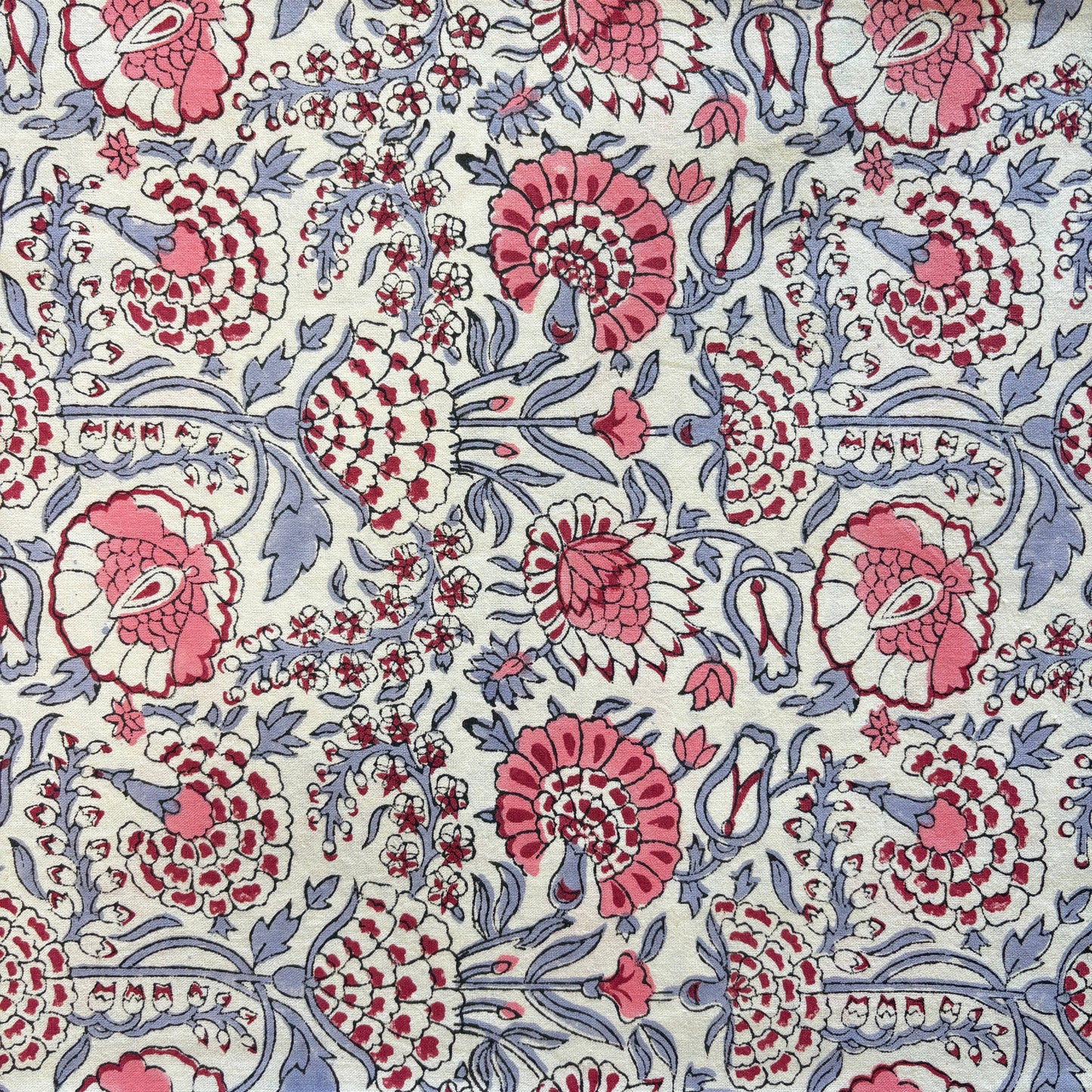 "Tuileries" hand block-printed cotton tablecloth 150 x 220cm
