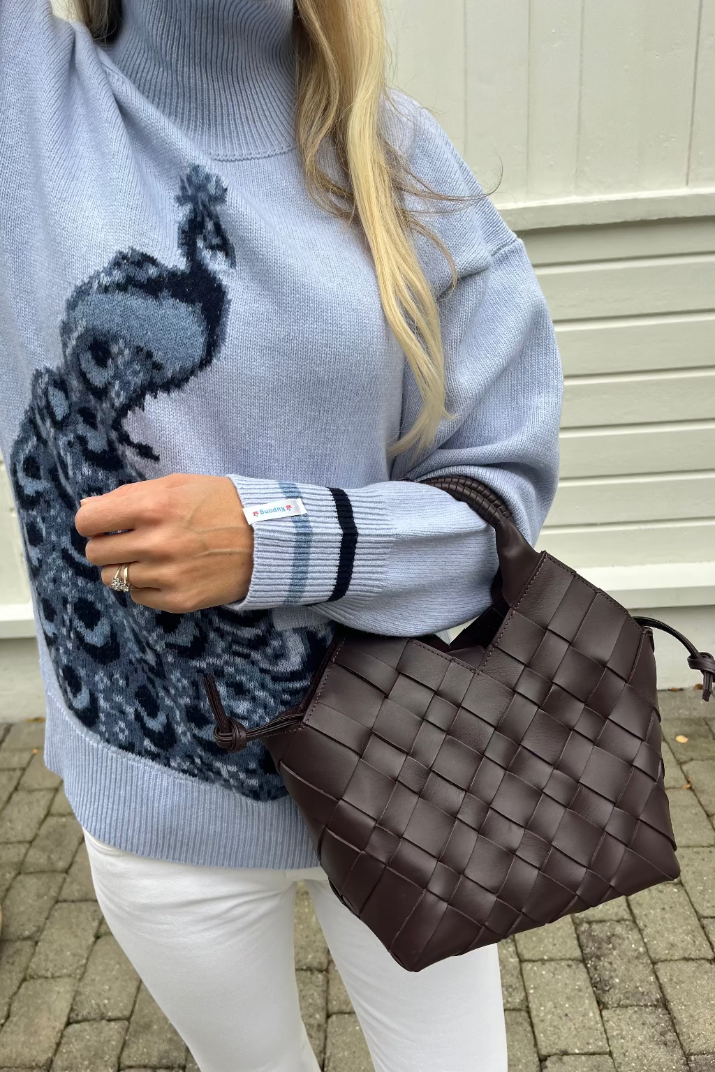 Peacock sweater SKY