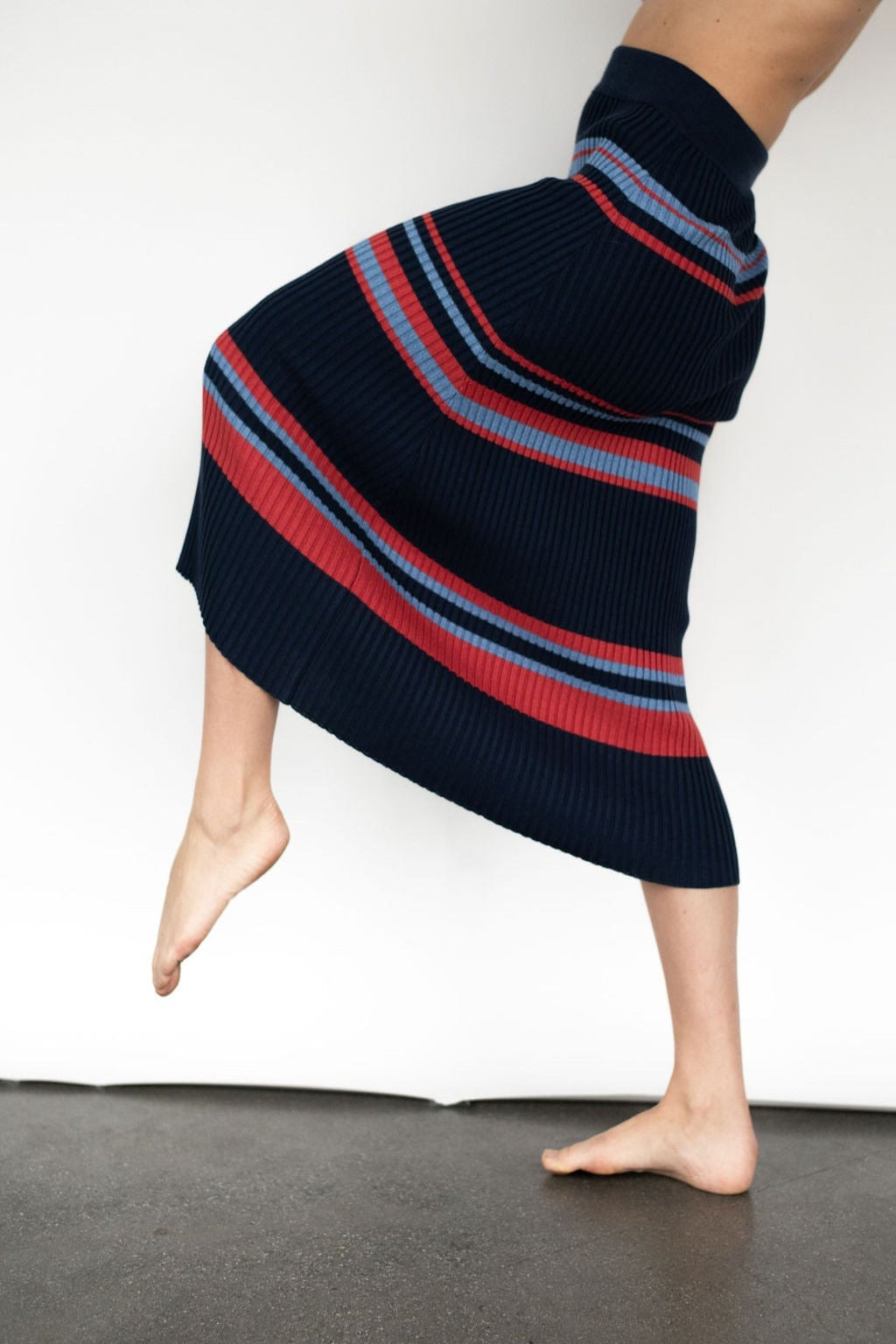Issey skirt NAVY