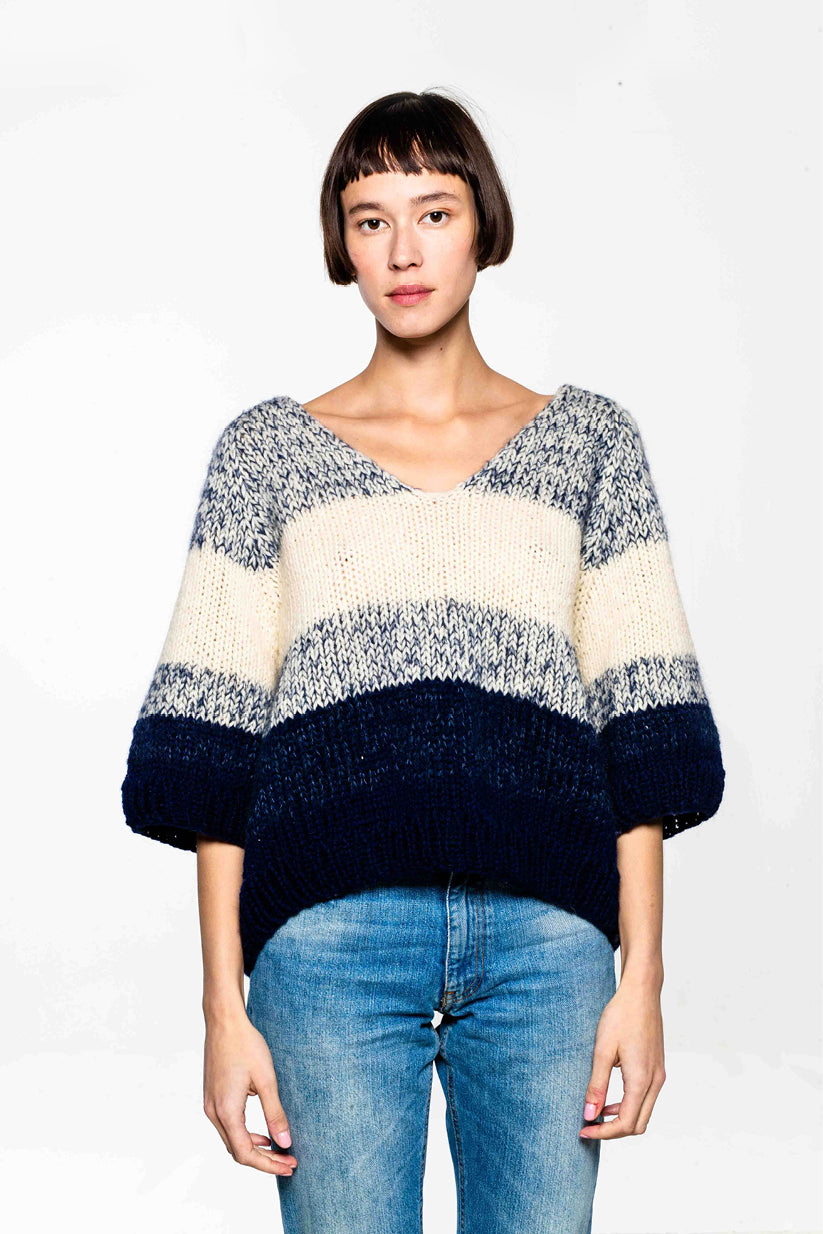 Yoko Sweater White/Blue