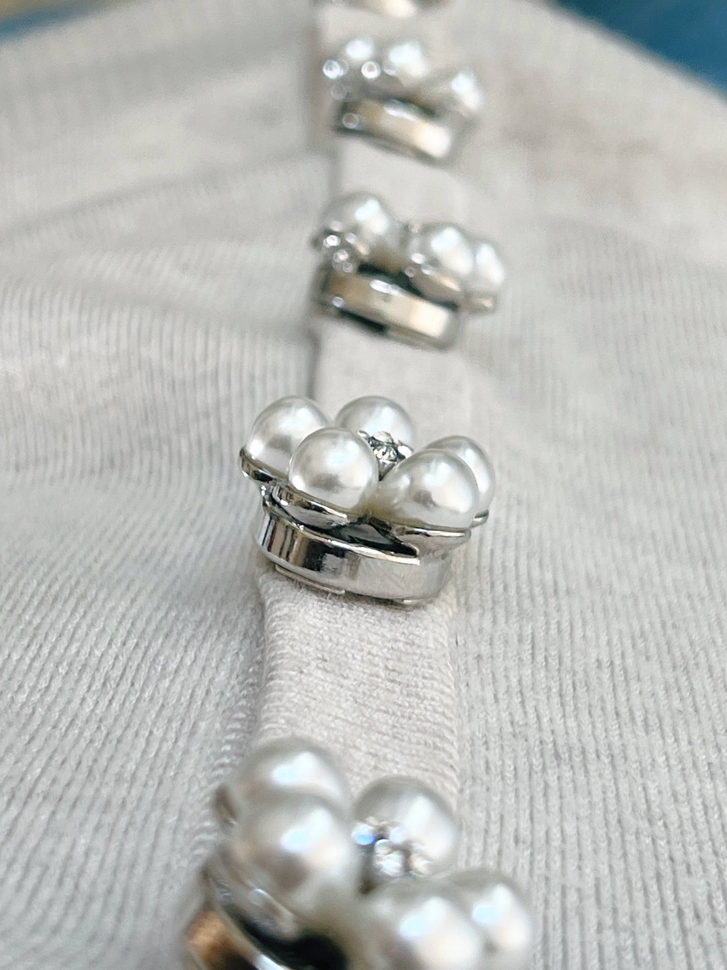 Rosi – Pearl Flower Button Charm Silver (6 pcs)