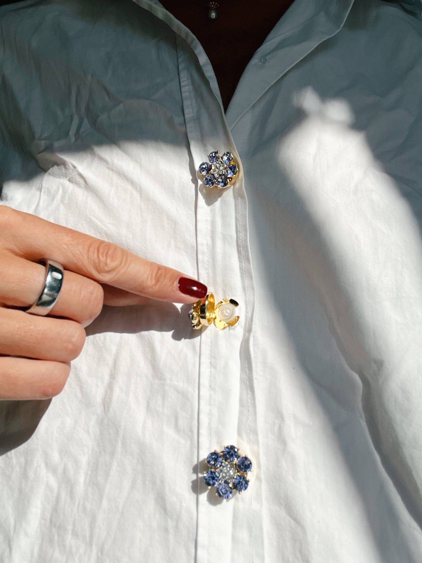 Hilde – Soft Purple Flower Button Charm (6 pcs)