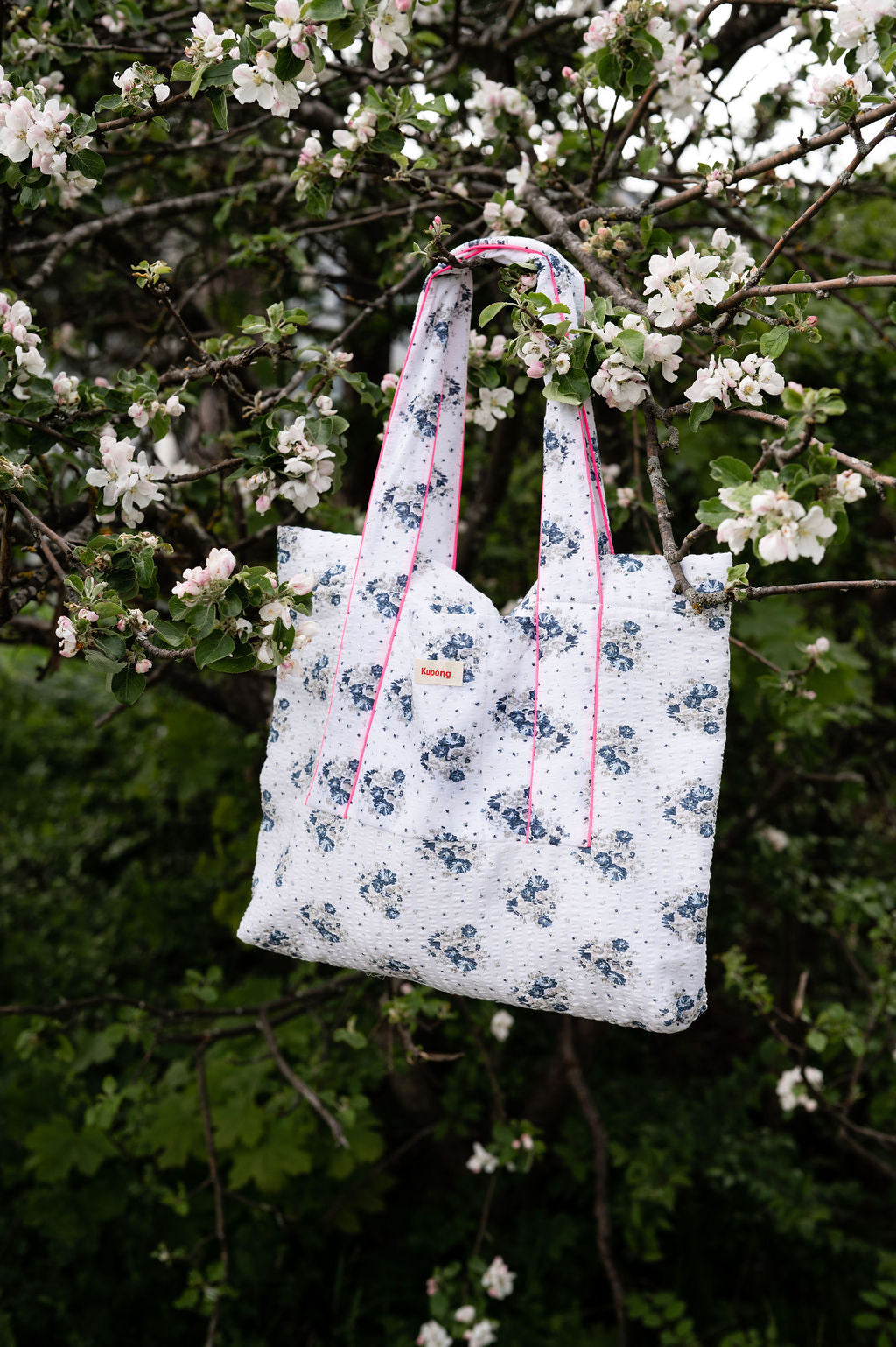 Tote All- Total WILD BLUES