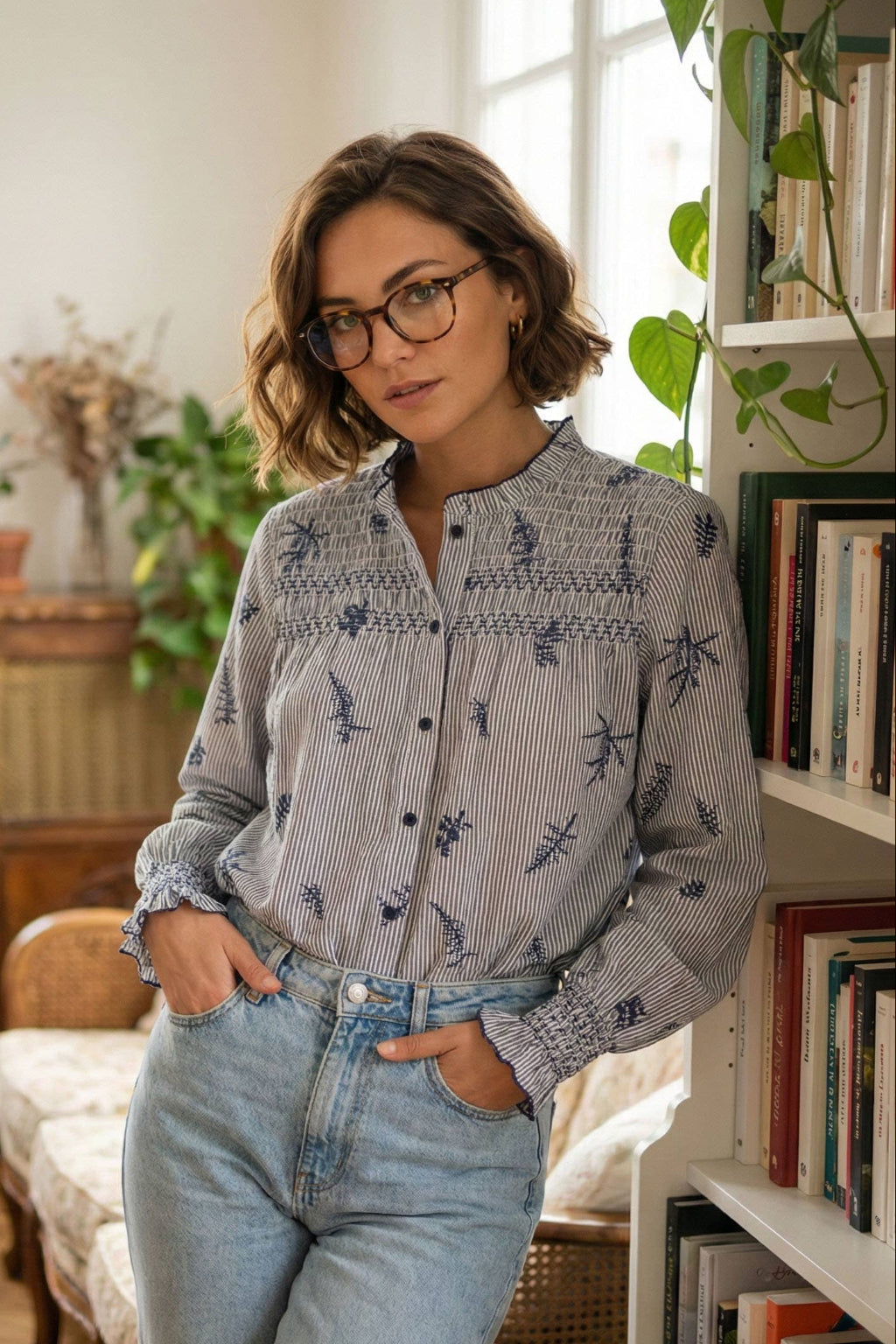 Dauphine Shirt embroidery