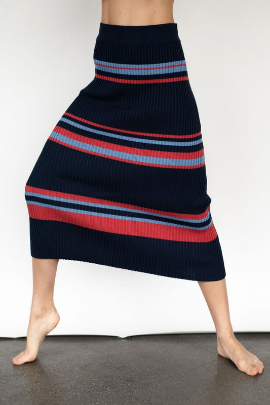 Issey skirt NAVY